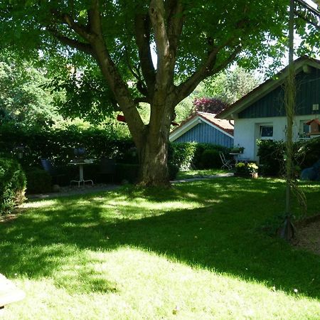Land Und Leute Apartment Fritzlar Bagian luar foto