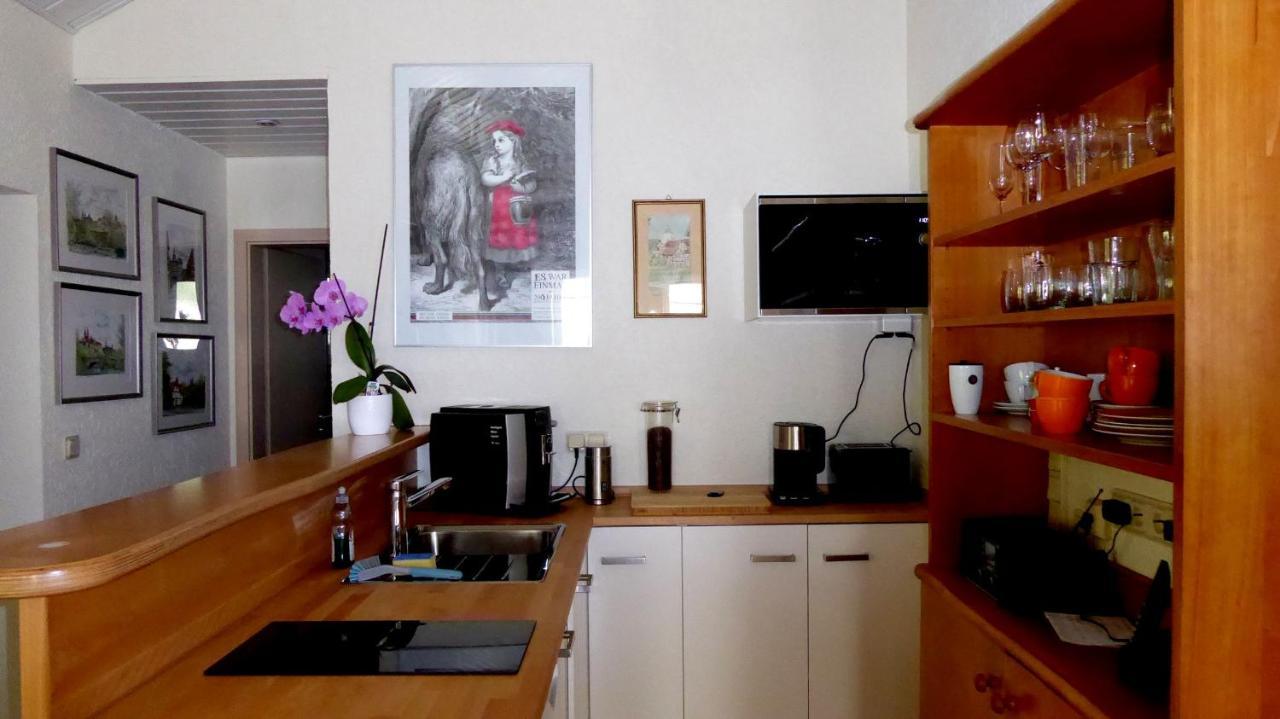 Land Und Leute Apartment Fritzlar Bagian luar foto