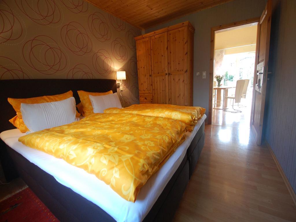 Land Und Leute Apartment Fritzlar Bagian luar foto